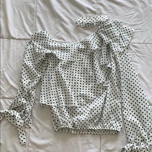 Off the shoulder polka dot top!